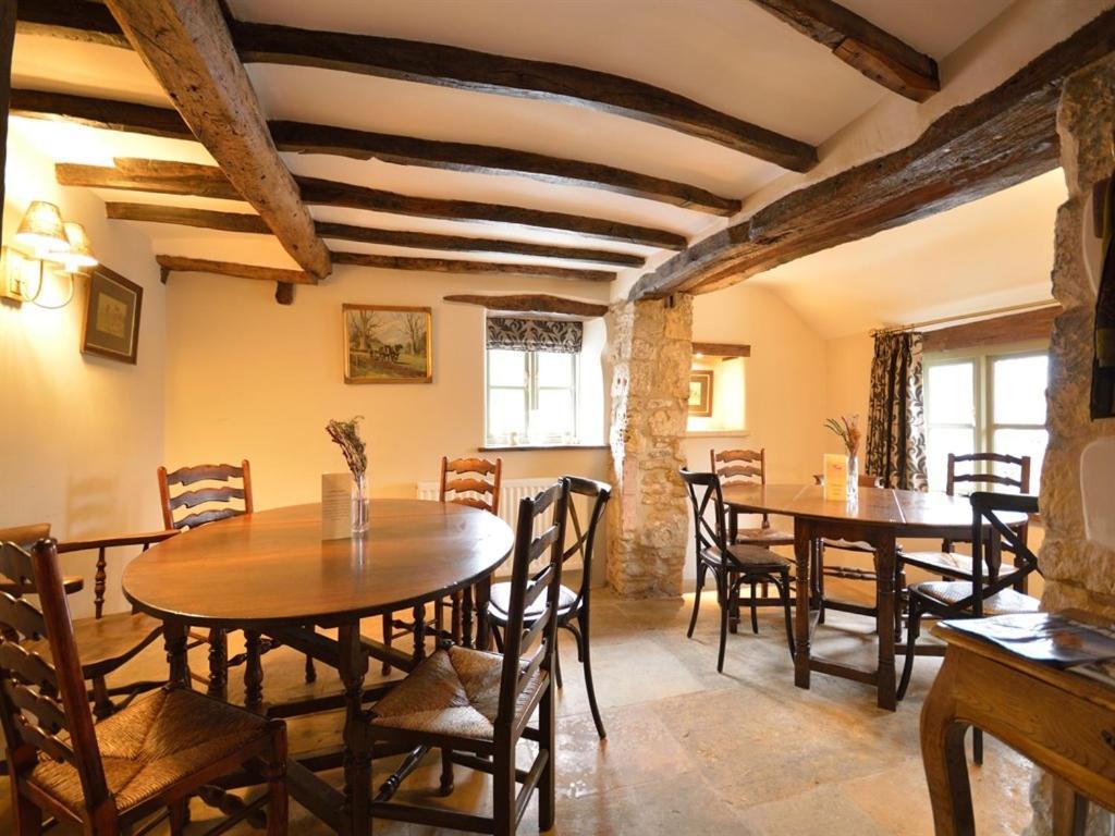 The Plough B&B Bourton-on-the-Water Екстериор снимка